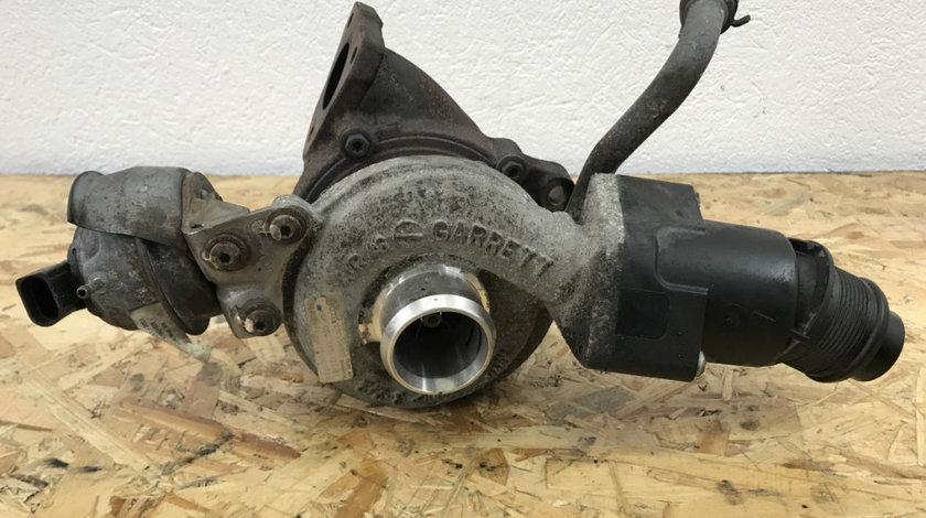 Turbosuflanta Audi A4 Av. 2.0 TDI 2013 alb combi 2013 (03L145721B)