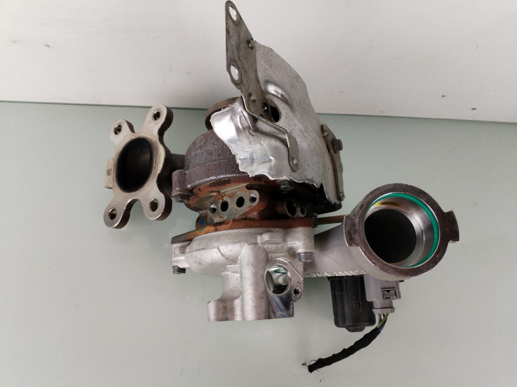 Turbosuflanta Skoda Karoq 1.5TSI DXD 05E145702L