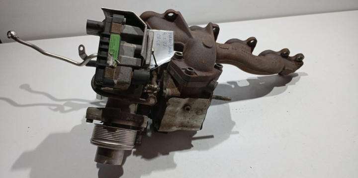 Turbosuflanta stanga 057145873P 4.2tdi CDSB Audi A8 D4/4H [2010 - 2014]