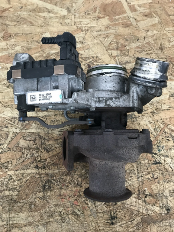 Turbosuflanta turbina E87 118d hatchback 2009 (781018902)