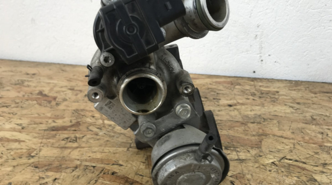 Turbosuflanta turbocompresor VW Golf 6 1.4TSI hatchback 2009 (03C145702L)