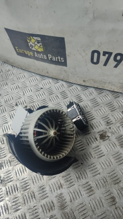 Tweeter bord Audi Q7 4L 4.2 TDI 340cp / 250Wk cod motor CCF transmisie automata an 2014 cod 4L003536...