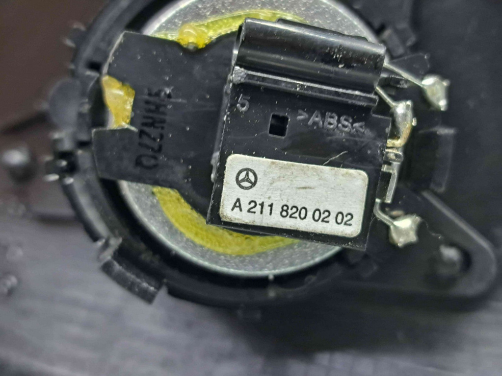 Tweeter dreapta Mercedes Clasa C (W204) [Fabr 2007-2014] A2118200202