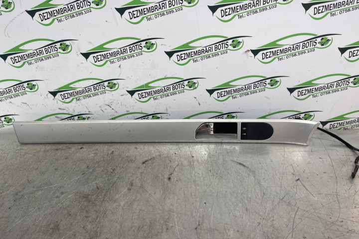 Tweeter fata stanga boxa 7L6035415 / 7l6 035 415 Volkswagen VW Touareg generatia 1 7L [2002 - 2007] Crossover 2.5 TDI MT (174 hp)