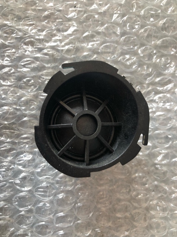 Tweeter stanga fata audi a3 8p 2010 8p0035399c
