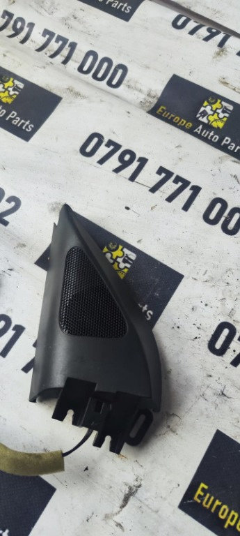Tweeter usa stanga fata Vw Passat B6 2.0 TDI an 2010