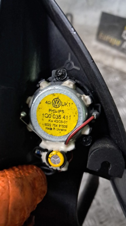 Tweeter VW Eos an 2009 cod 1Q0035411