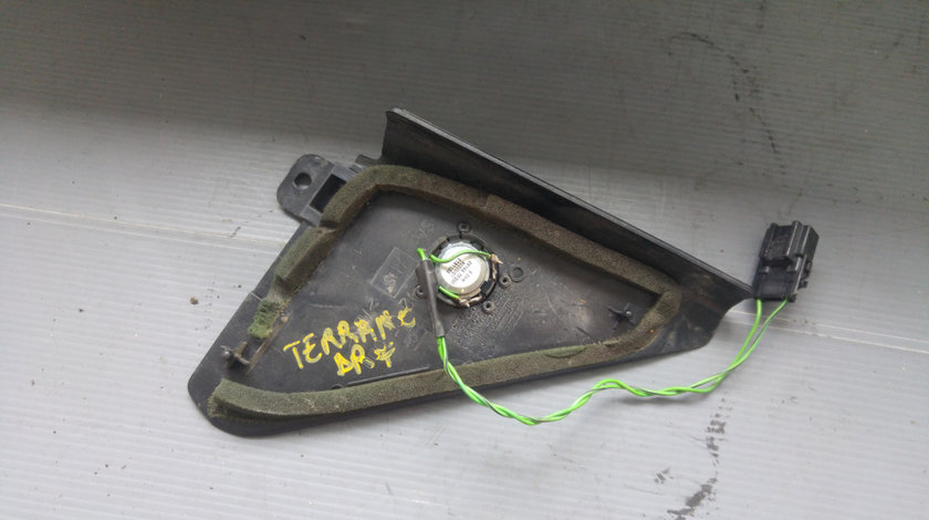 Twitter boxa mica dreapta fata nissan terrano 2001 2191135