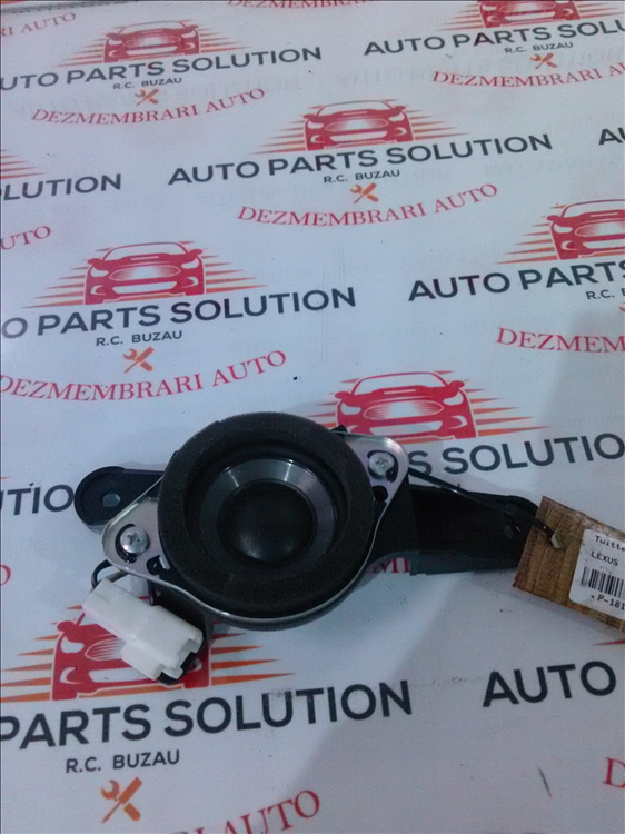 Twitter spate LEXUS IS 220D