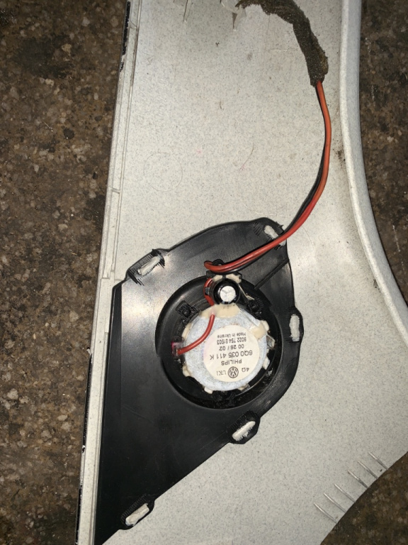 Twitter stanga fata Volkswagen VW Polo 4 9N [2001 - 2005] Hatchback 3-usi 1.2 MT (54 hp) (9N_) 1