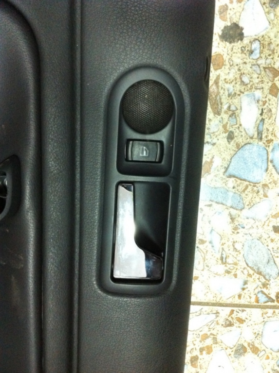 Twitter usa dreapta spate Volkswagen VW Passat B5.5 [facelift] [2000 - 2005] Sedan 1.9 TDI 5MT (131 hp) (3B3)