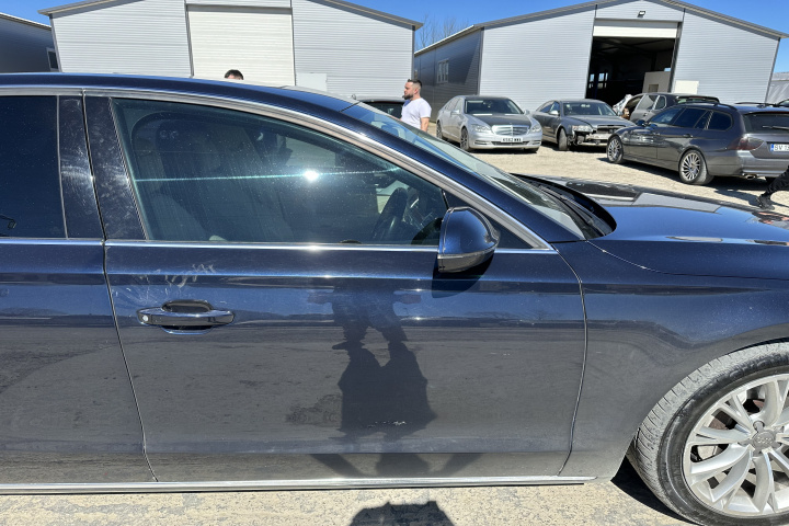 Ușa Portiera Dreapta Fata Audi Audi A8 D4/4H [2010 - 2014] Sedan