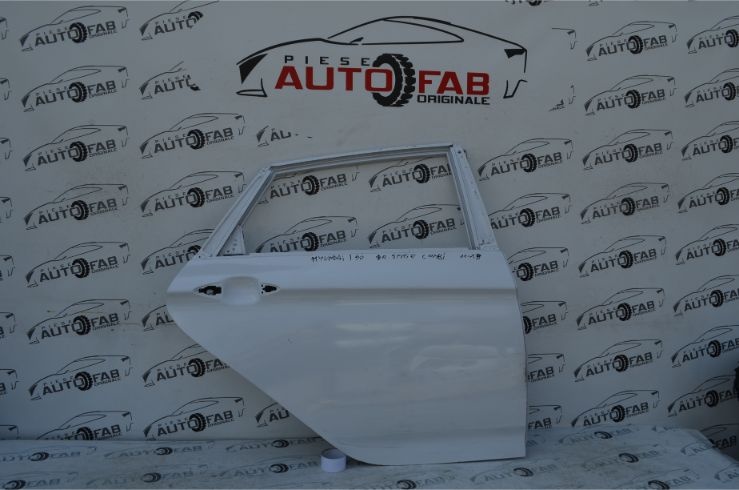 Ușă dreapta spate Hyundai i40 Combi an 2011-2019 G0M1LSYW5Y