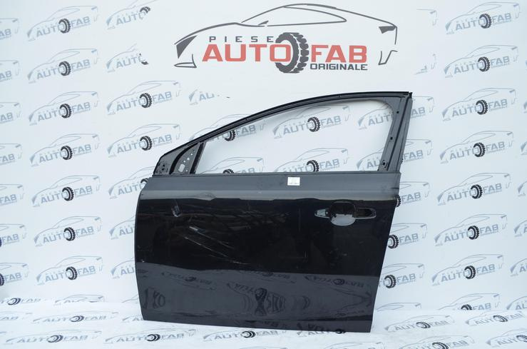 Ușă stânga față Volvo V40 an 2012-2019 1OFPX6WA4V