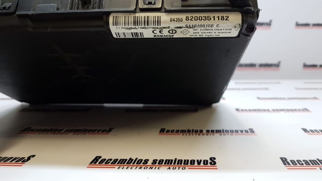 UCH Panou sigurante SIEMENS RENAULT MEGANE S118400150 C / S118400150C / UCH N2 / UCHN2 / 8200351182S118400150 C / S118400150C / UCH N2 / UCHN2 / 8200351182