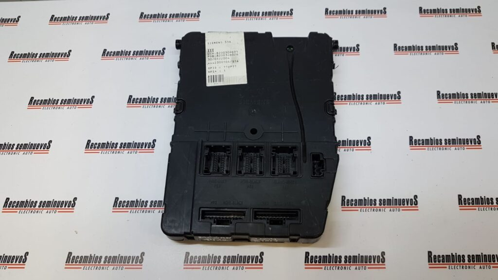 UCH Panou sigurante SIEMENS RENAULT SCENIC 2 S118400320 D / S118400320D / UCH X84 N3 / UCHX84N3 / 8200309691S118400320 D / S118400320D / UCH X84 N3 / UCHX84N3 / 8200309691