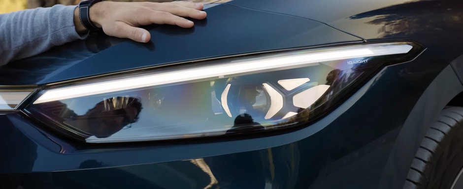 Uita de Tesla Model 3! Volkswagen prezinta oficial noul ID.7 cu faruri cu matrice de LED-uri, scaune cu masaj si autonomie de pana la 700 de kilometri. Cum arata in realitate Uita de Tesla Model 3! Volkswagen prezinta oficial noul ID.7 cu faruri cu matrice de LED-uri, scaune cu masaj si autonomie de pana la 700 de kilometri. Cum arata in realitate