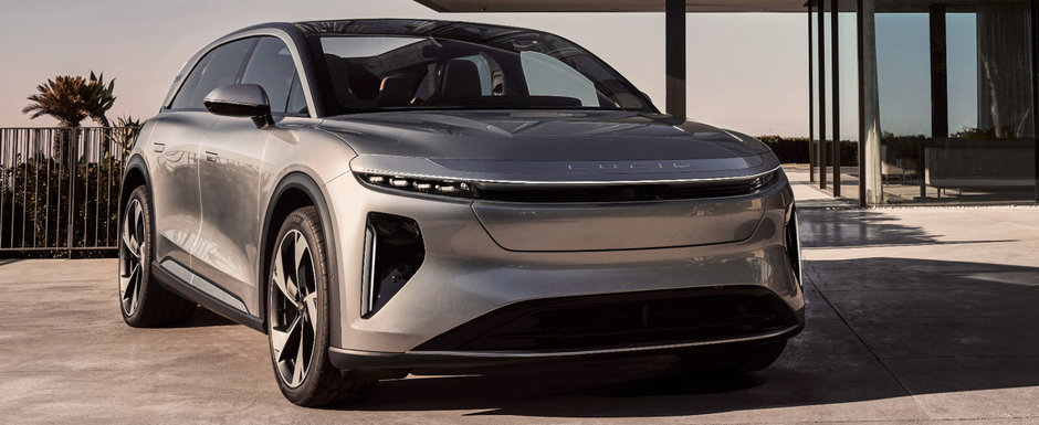 Uita de Tesla Model X! Lucid prezinta oficial noul Gravity cu peste 800 de cai putere, pana la sapte locuri si autonomie de 708 kilometri. Cat costa Uita de Tesla Model X! Lucid prezinta oficial noul Gravity cu peste 800 de cai putere, pana la sapte locuri si autonomie de 708 kilometri. Cat costa