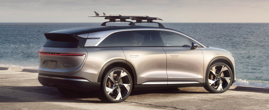 Uita de Tesla Model X! Lucid prezinta oficial noul Gravity cu peste 800 de cai putere, pana la sapte locuri si autonomie de 708 kilometri Uita de Tesla Model X! Lucid prezinta oficial noul Gravity cu peste 800 de cai putere, pana la sapte locuri si autonomie de 708 kilometri