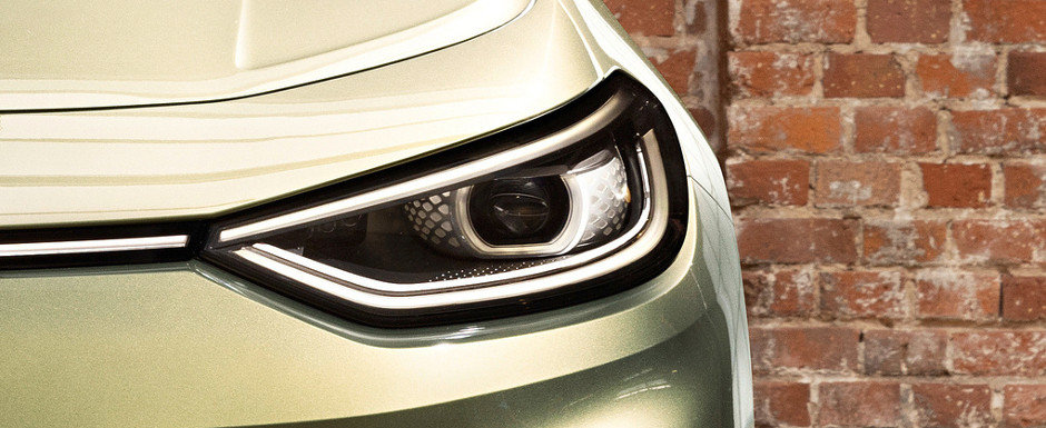 Uita de Tesla! Primul Volkswagen cu propulsie electrica din istorie a primit un facelift major si arata mai bine ca oricand. Galerie foto completa Uita de Tesla! Primul Volkswagen cu propulsie electrica din istorie a primit un facelift major si arata mai bine ca oricand. Galerie foto completa