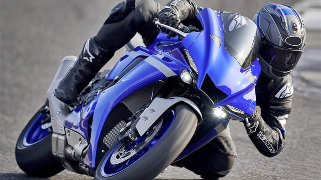 Ulei Motor Moto Ipone Full Power Katana 10W-40 100% Syntetic 1L 800359