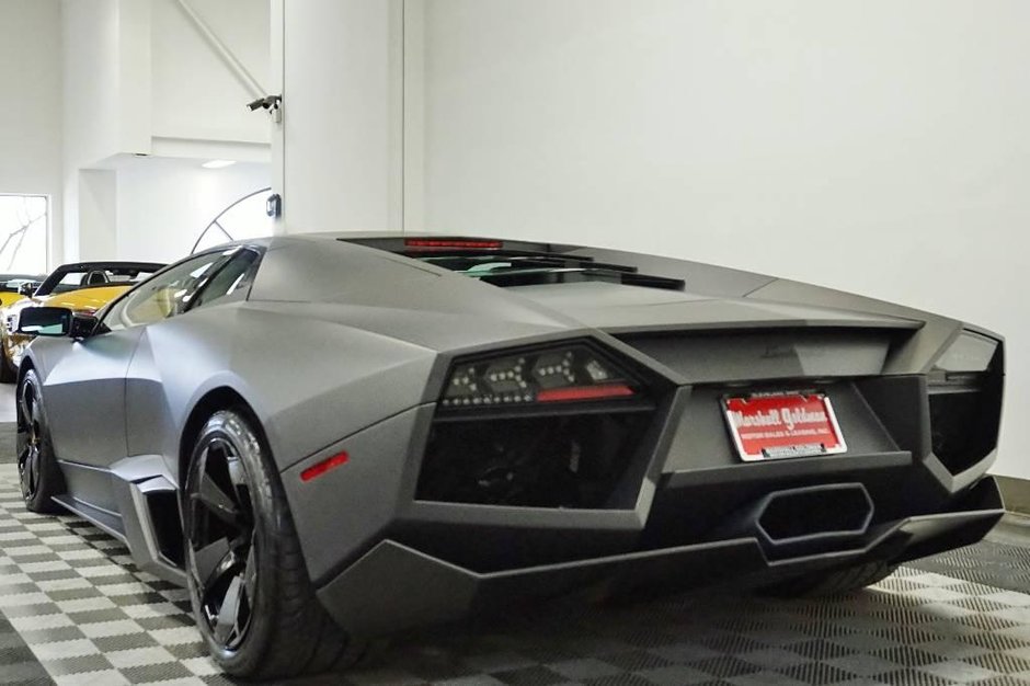 Ultimul Lamborghini Reventon