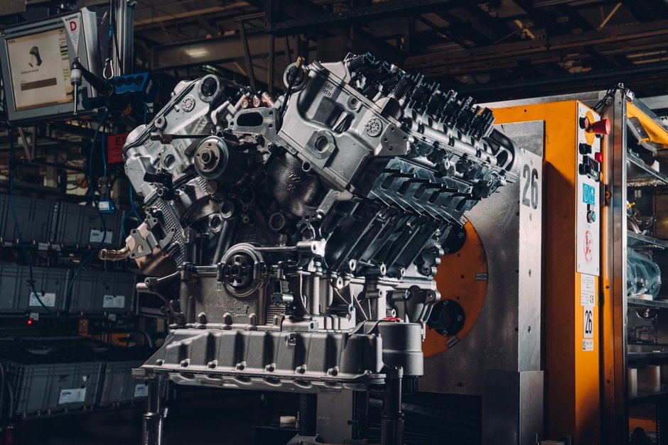 Ultimul motor W12 produs de Bentley