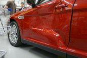 Un altfel de crash test pentru Ford Taurus!
