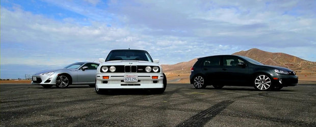 Un altfel de duel: Scion FR-S versus VW Golf GTI versus BMW M3 E30