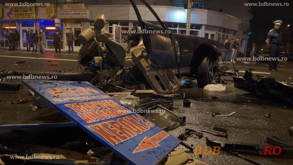 Un BMW a fost facut bucati la Barlad