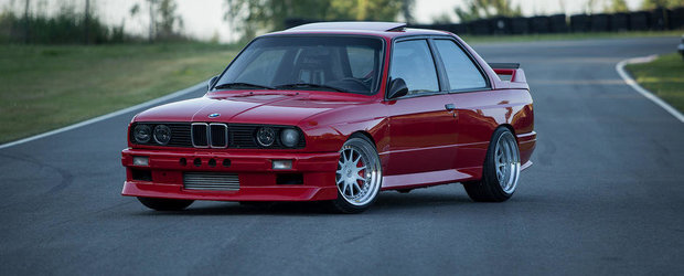 Un BMW E30 turbo cu 900 CP sub capota e dovada existentei perfectiunii