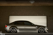 Un BMW E46 modificat!