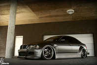 Un BMW E46 modificat!