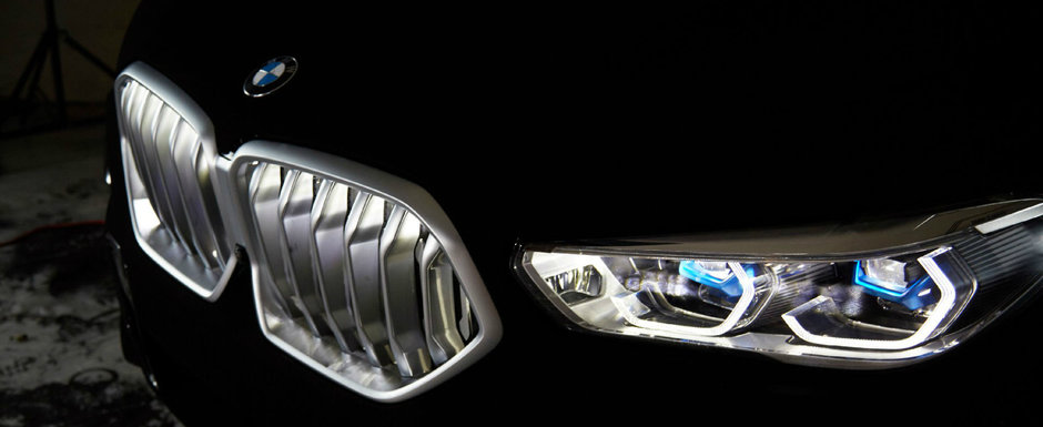 Un BMW X6 de ultima generatie a fost acoperit cu cea mai neagra vopsea din lume. POZE REALE Un BMW X6 de ultima generatie a fost acoperit cu cea mai neagra vopsea din lume. POZE REALE