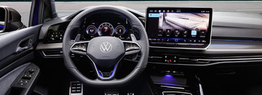 Un cunoscut jurnalist britanic lauda noua masina de la Volkswagen. "Ar trebui sa mergi direct si s-o cumperi"