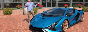 Un cunoscut YouTuber britanic a venit recent in Romania ca sa vada cel mai scump Lamborghini Sian construit vreodata