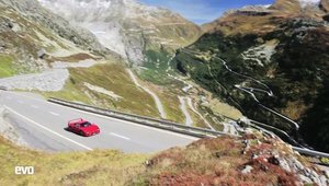 Un Ferrari F40 in Alpii Elvetieni: Povestea unui test drive unic