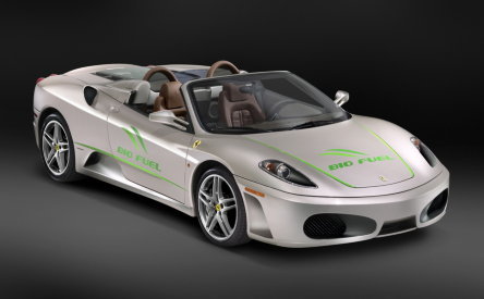 Un Ferrari mai Un Ferrari mai