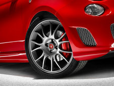 Un Fiat 500 de 35.000 de Euro? Da, noul Abarth Tributo Ferrari