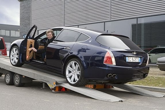 Un foarte rar Maserati Quattroporte Bellagio Fastback este scos la vanzare! Un foarte rar Maserati Quattroporte Bellagio Fastback este scos la vanzare!