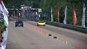 Un Golf R tunat isi spulbera adversarii pe pista de drag