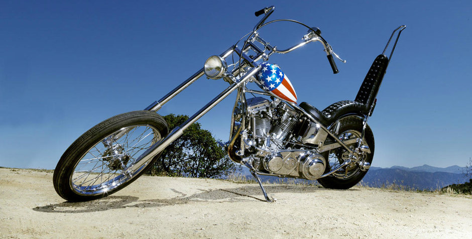 Un Harley Davidson a obtinut 1.35 milioane de dolari la o licitatie Un Harley Davidson a obtinut 1.35 milioane de dolari la o licitatie