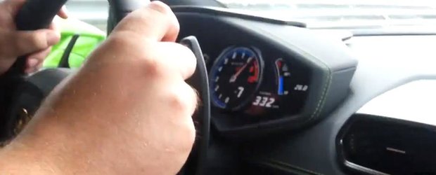 Un Lamborghini Huracan se face praf la 320 km/h pe autostrada in Ungaria