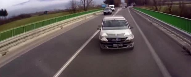 Un Logan din Slovacia se loveste frontal de un camion cu urmari tragice