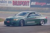 Un M3 E92 de 550 CP si ... foarte verde