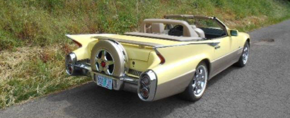 Un Mercedes SL din SUA se crede Cadillac Eldorado. FOTO ca sa te convingi si singur Un Mercedes SL din SUA se crede Cadillac Eldorado. FOTO ca sa te convingi si singur