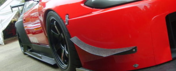 Un Nissan S14 nascut pentru pista