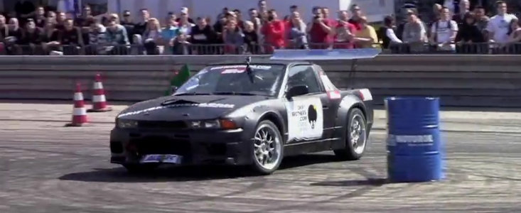 Un nou trend in lumea driftului: Fenomenul Gymkhana ia cu asalt Europa!