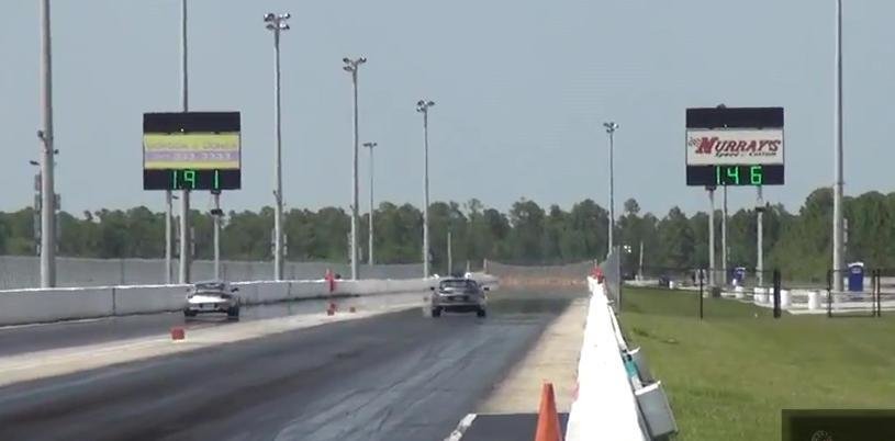 Un Porsche 911 GT2 este luat la misto de o Toyota Supra Un Porsche 911 GT2 este luat la misto de o Toyota Supra