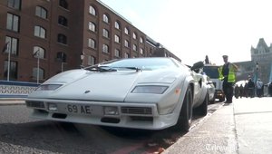 Un proprietar si-a abandonat Lamborghiniul Countach in centrul Londeri